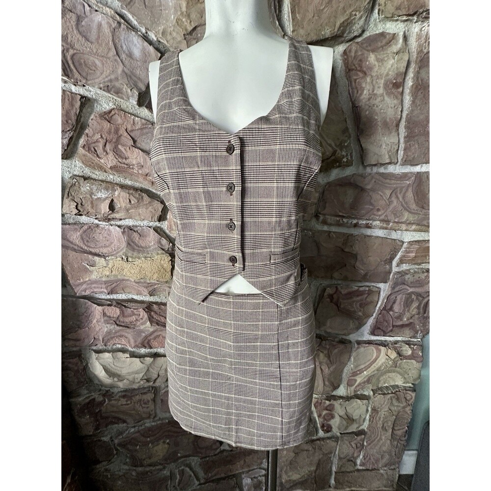 vintage no boundaries brown plaid skirt and matching vest size M mini set